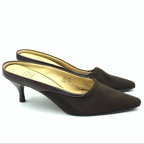Vintage Shoes - Circa Joan David Womens heels size 6.5 brown mules